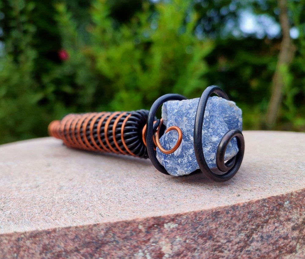 Różdżka z kwarcem niebieskim